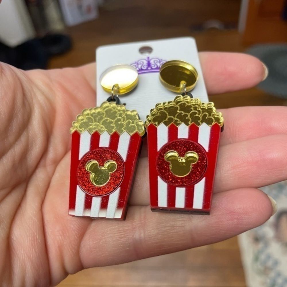 Mickey popcorn bucket acrylic dangle earrings - Picture 2 of 9